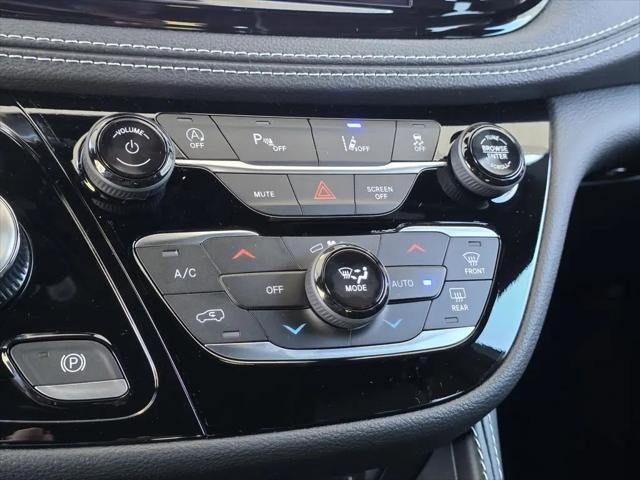 2026 Chrysler Pacifica Limited AWD
