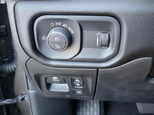2026 Ram 1500 Big Horn Crew Cab 4x4 5'7" Box