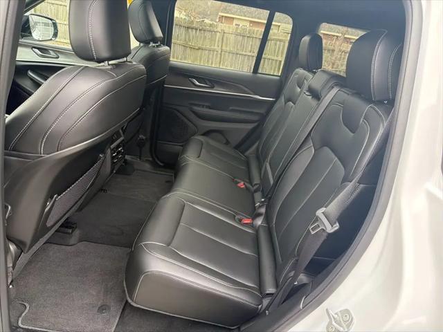 2025 Jeep Grand Cherokee Limited 4x4