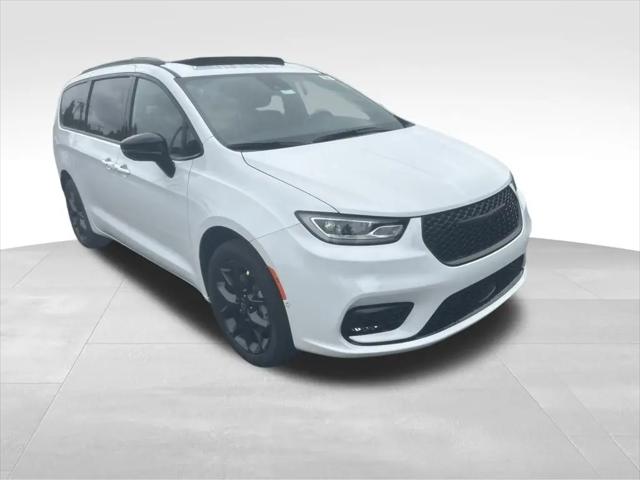 2026 Chrysler Pacifica Limited AWD