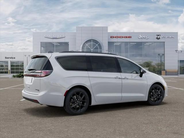 2026 Chrysler Pacifica Limited AWD