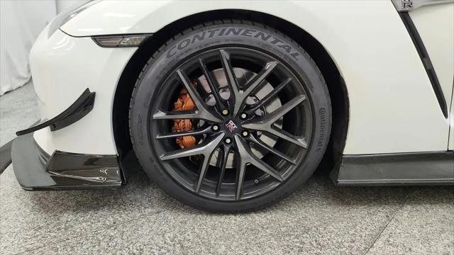 2017 Nissan GT-R Premium