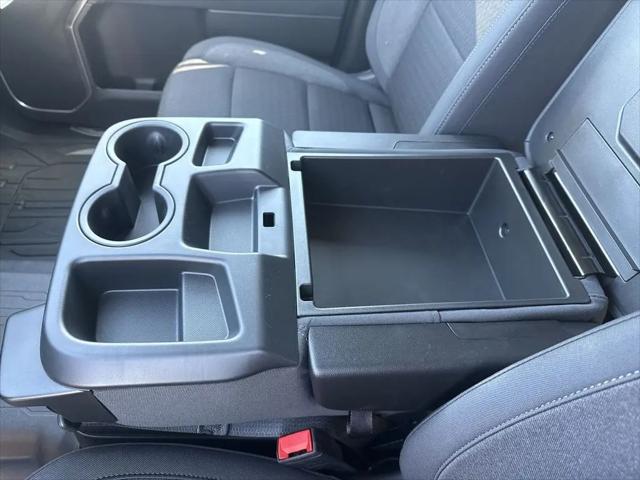 2026 GMC Sierra 1500 Double Cab, Standard Bed, SLE, 4WD