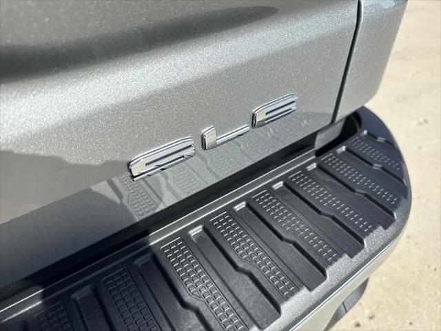2026 GMC Sierra 1500 Double Cab, Standard Bed, SLE, 4WD