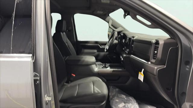 2026 GMC Sierra 2500HD Crew Cab, Standard Bed, SLT, 4WD