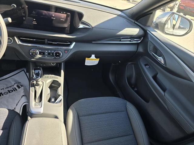 2026 Buick NV Preferred FWD