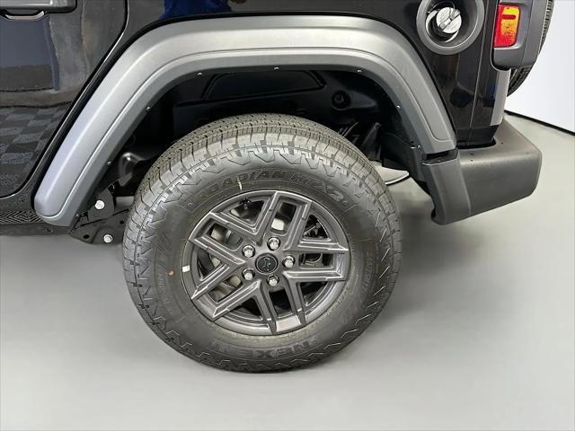 2025 Jeep Wrangler 4-Door Summit 4x4
