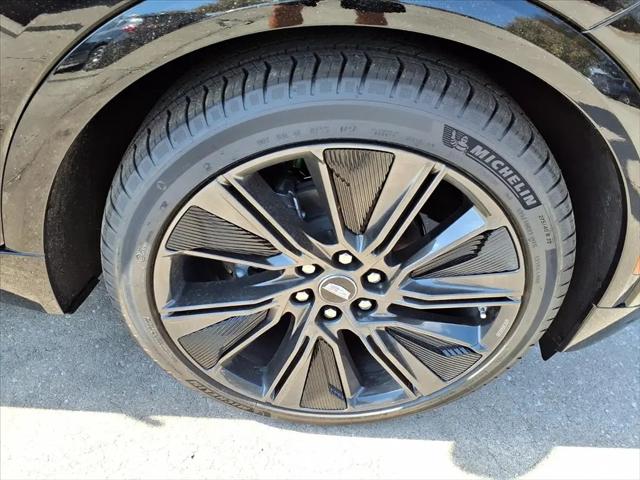 2026 Cadillac iQ Signature Sport AWD