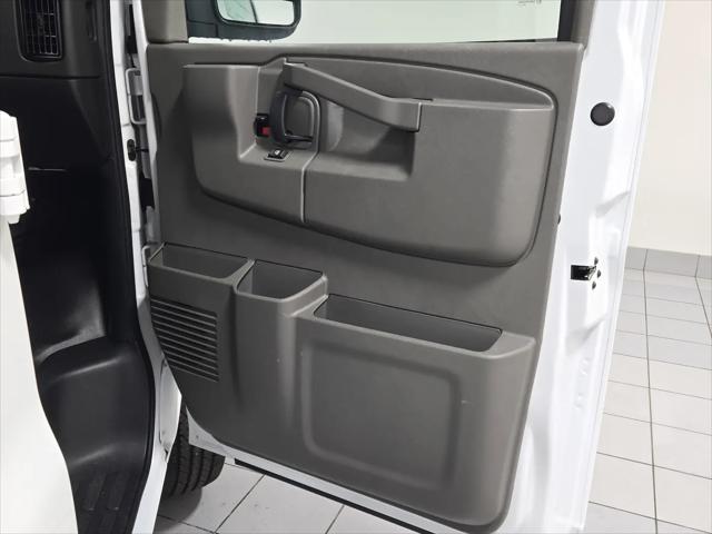 2025 Chevrolet Express Cargo Van RWD 2500 Regular Wheelbase WT