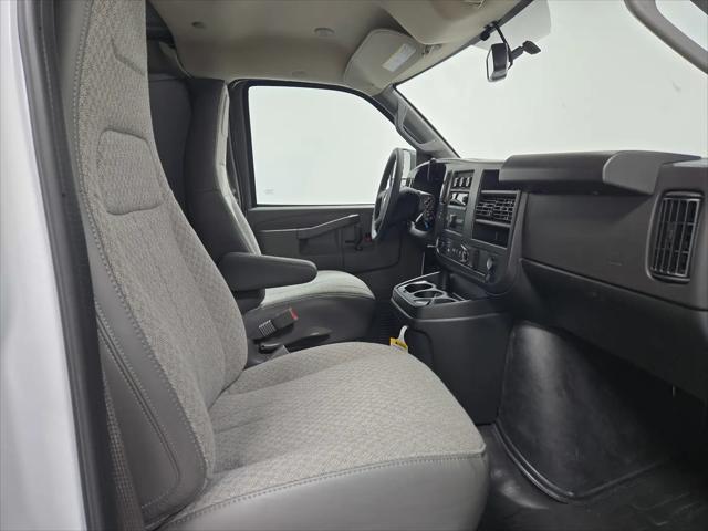 2025 Chevrolet Express Cargo Van RWD 2500 Regular Wheelbase WT