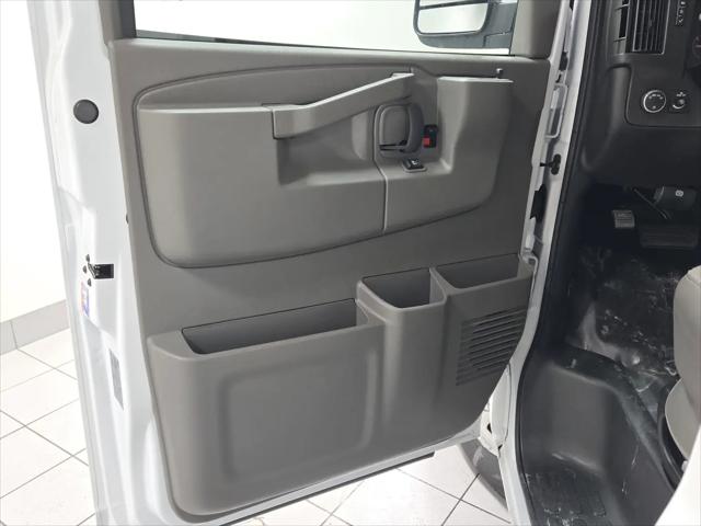 2025 Chevrolet Express Cargo Van RWD 2500 Regular Wheelbase WT