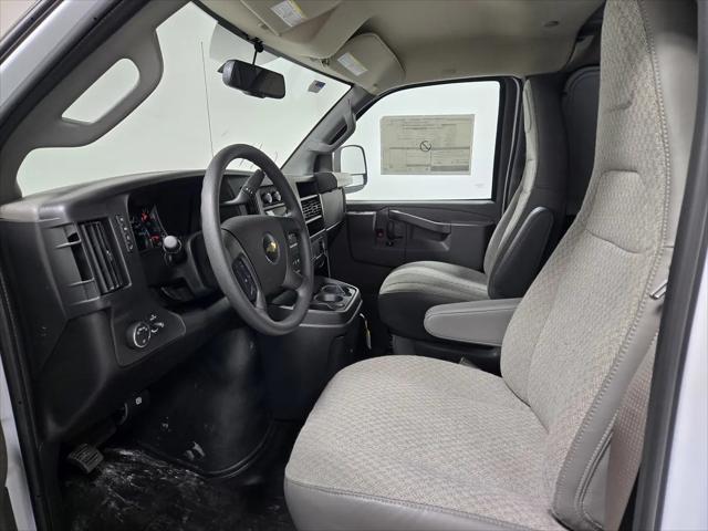 2025 Chevrolet Express Cargo Van RWD 2500 Regular Wheelbase WT