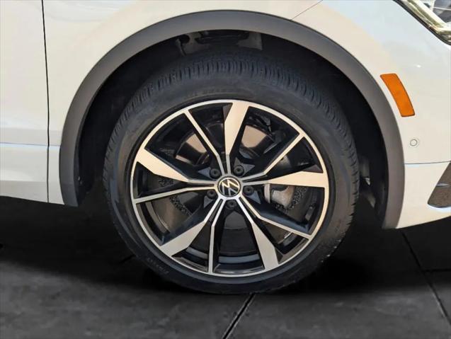 2022 Volkswagen Tiguan 2.0T SEL R-Line