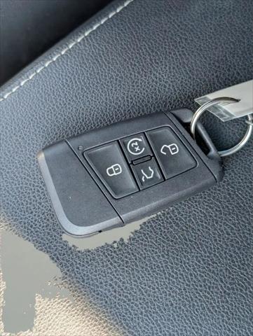 2022 Volkswagen Tiguan 2.0T SEL R-Line