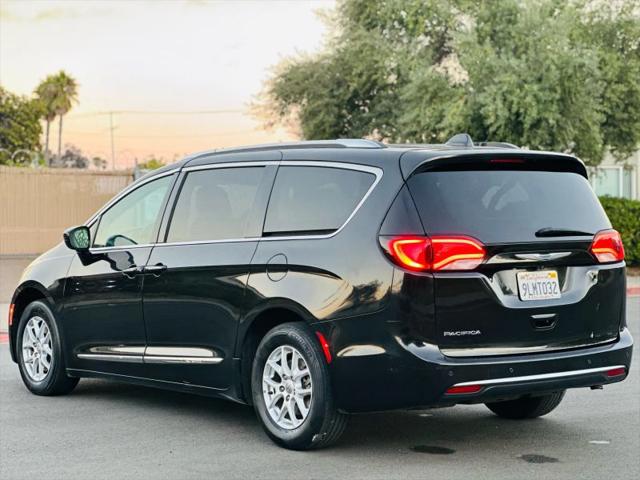 2020 Chrysler Pacifica Touring L