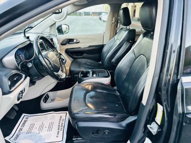 2020 Chrysler Pacifica Touring L