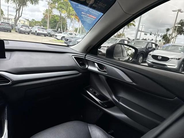 2022 Mazda CX-9 Touring Plus