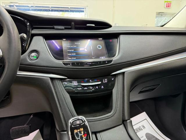 2017 Cadillac XT5 Luxury