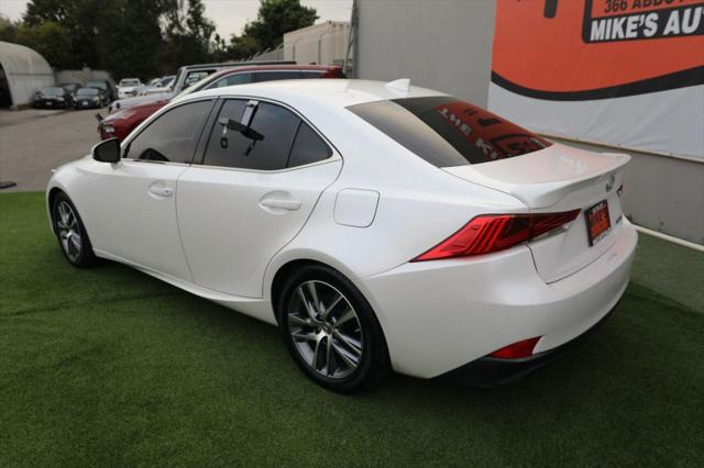 2020 Lexus IS 300 300 F Sport