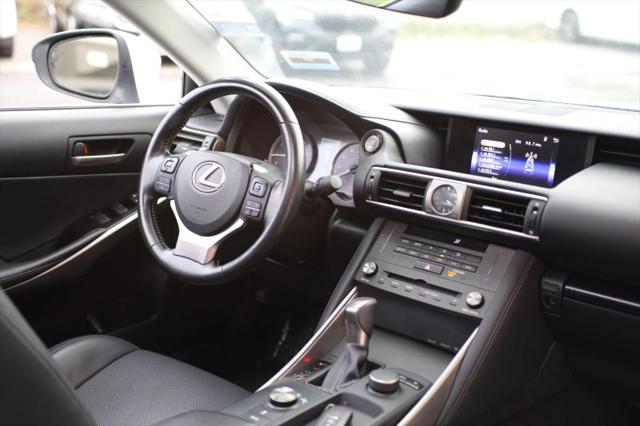 2020 Lexus IS 300 300 F Sport