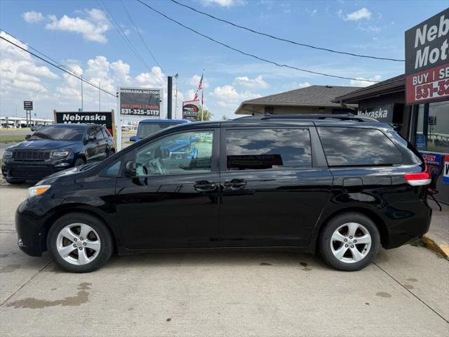 2014 Toyota Sienna LE V6 7 Passenger Mobility
