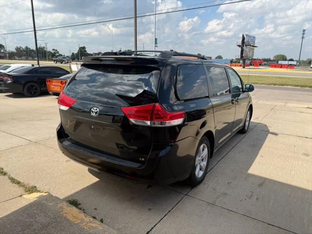 2014 Toyota Sienna LE V6 7 Passenger Mobility