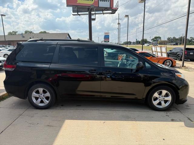 2014 Toyota Sienna LE V6 7 Passenger Mobility