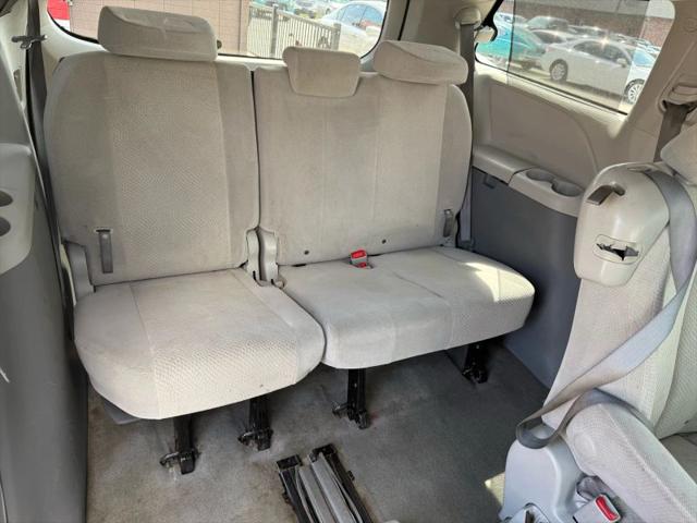 2014 Toyota Sienna LE V6 7 Passenger Mobility
