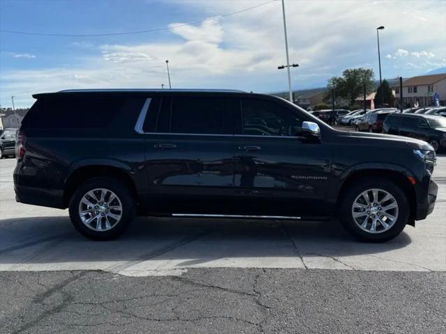 2022 Chevrolet Suburban 4WD Premier