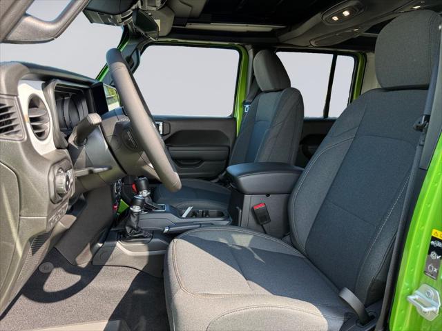 2025 Jeep Wrangler 4-Door Willys 4x4