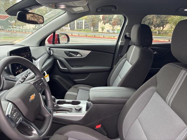 2025 Chevrolet Blazer AWD 2LT
