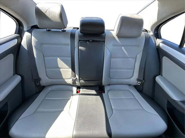 2014 Volkswagen Jetta SEL Premium