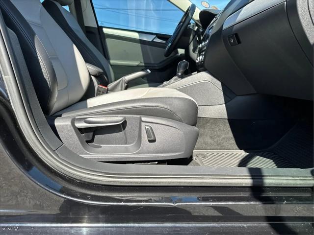 2014 Volkswagen Jetta SEL Premium