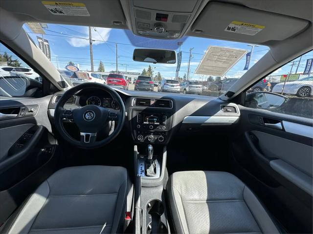 2014 Volkswagen Jetta SEL Premium