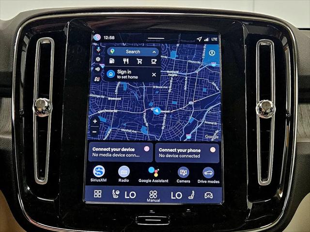 2026 Volvo XC40 Ultra, B5 AWD Gas (mild hybrid), Dark