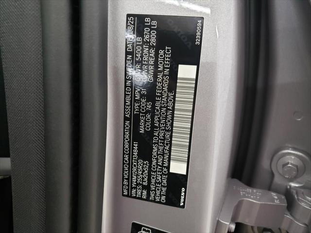 2026 Volvo XC60 B5 Plus