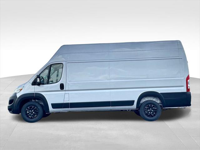 2026 Ram ProMaster Cargo Van SLT+