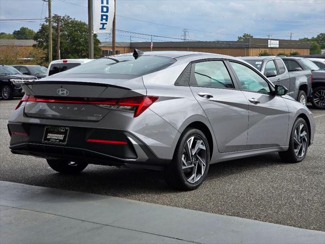 2025 Hyundai Elantra Hybrid SEL Sport