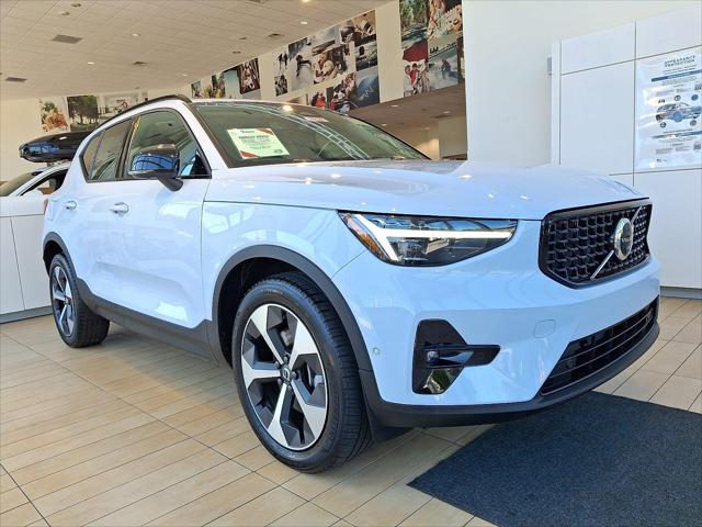 2026 Volvo XC40 Plus, B5 AWD Gas mild hybrid, Dark for sale in West Chester, PA