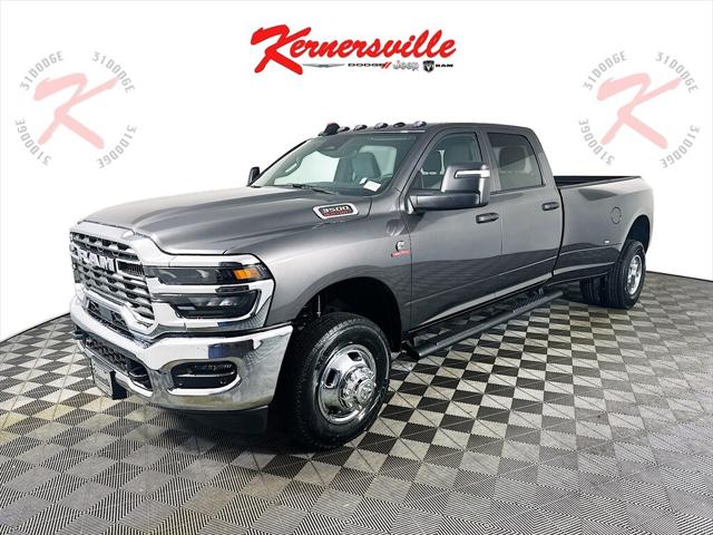 2026 RAM Ram 3500 RAM 3500 TRADESMAN CREW CAB 4X4 8 BOX