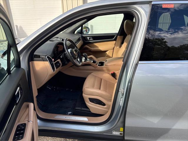 2023 Porsche Cayenne E Hybrid AWD 4dr SUV