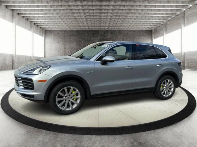 2023 Porsche Cayenne E Hybrid AWD 4dr SUV