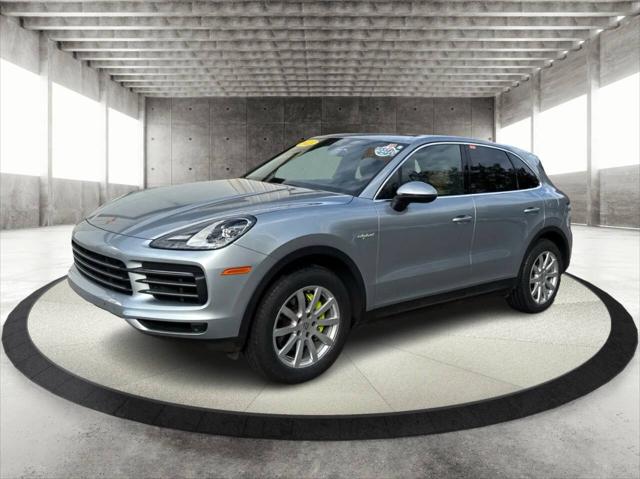 2023 Porsche Cayenne E Hybrid AWD 4dr SUV
