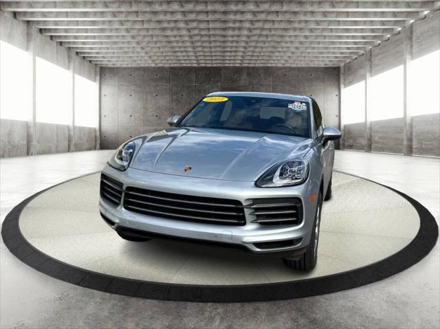 2023 Porsche Cayenne E Hybrid AWD 4dr SUV