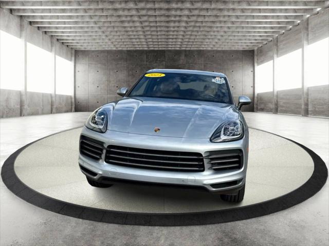 2023 Porsche Cayenne E Hybrid AWD 4dr SUV