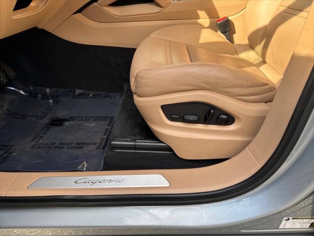2023 Porsche Cayenne E Hybrid AWD 4dr SUV