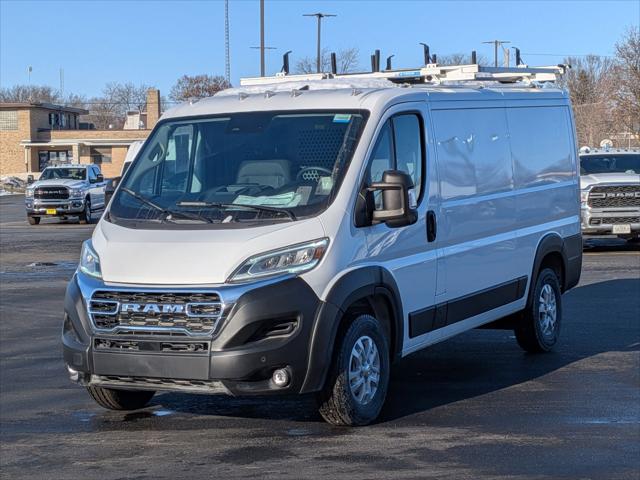 2025 RAM ProMaster 2500 Cargo Van SLT Low Roof 136 WB