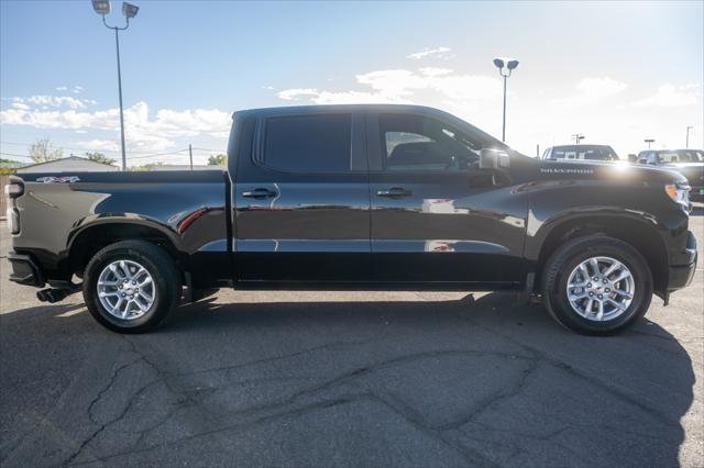 2022 Chevrolet Silverado 1500 4WD Crew Cab Short Bed RST