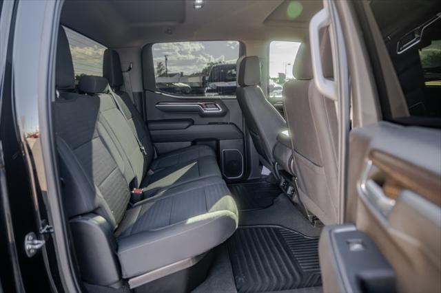 2022 Chevrolet Silverado 1500 4WD Crew Cab Short Bed RST