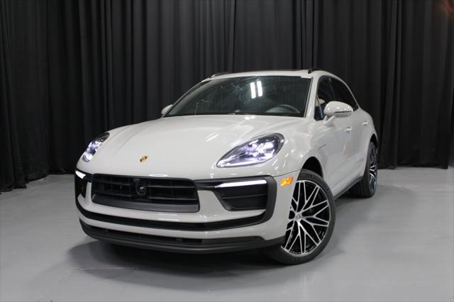 2025 Porsche Macan 